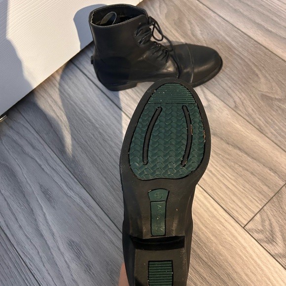 Classic equestrian boots - Picture 2 of 2